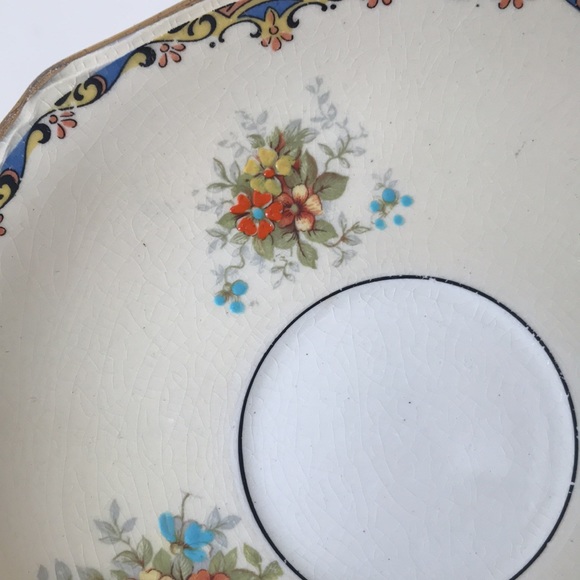 Vintage 1930’s Royal Winton Grimwades Lady Patricia 9737 2 Tea Cups and Saucers - Picture 12 of 16